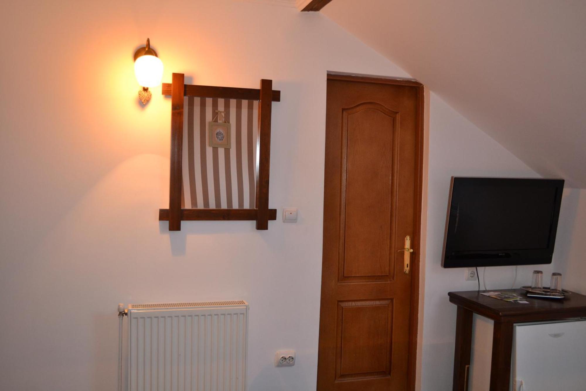vila Dariana Vatra Dornei Bilik gambar